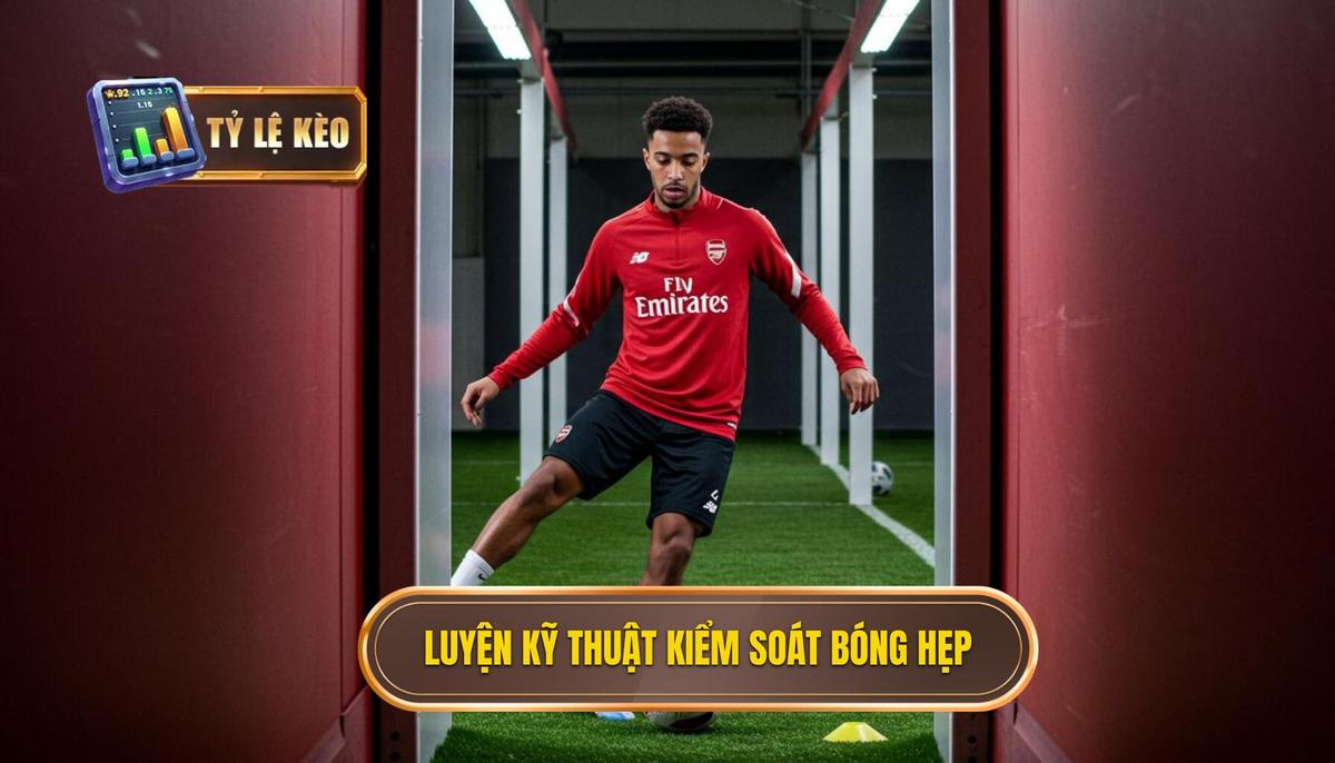 Kỹ thuật kiểm soát bóng trong không gian hẹp: Bí quyết làm chủ sân cỏ 2 PHNGPH~1